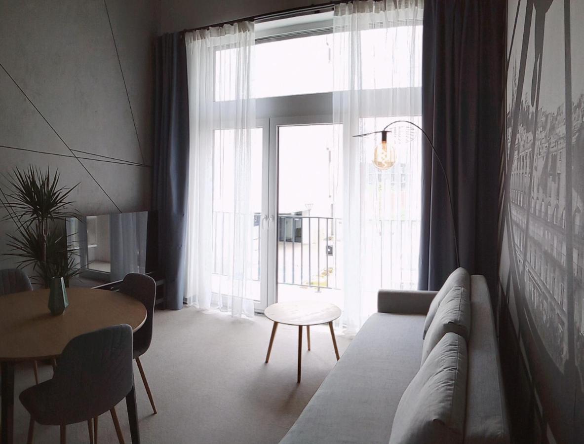 Wroclove Airport Loft Apartment *