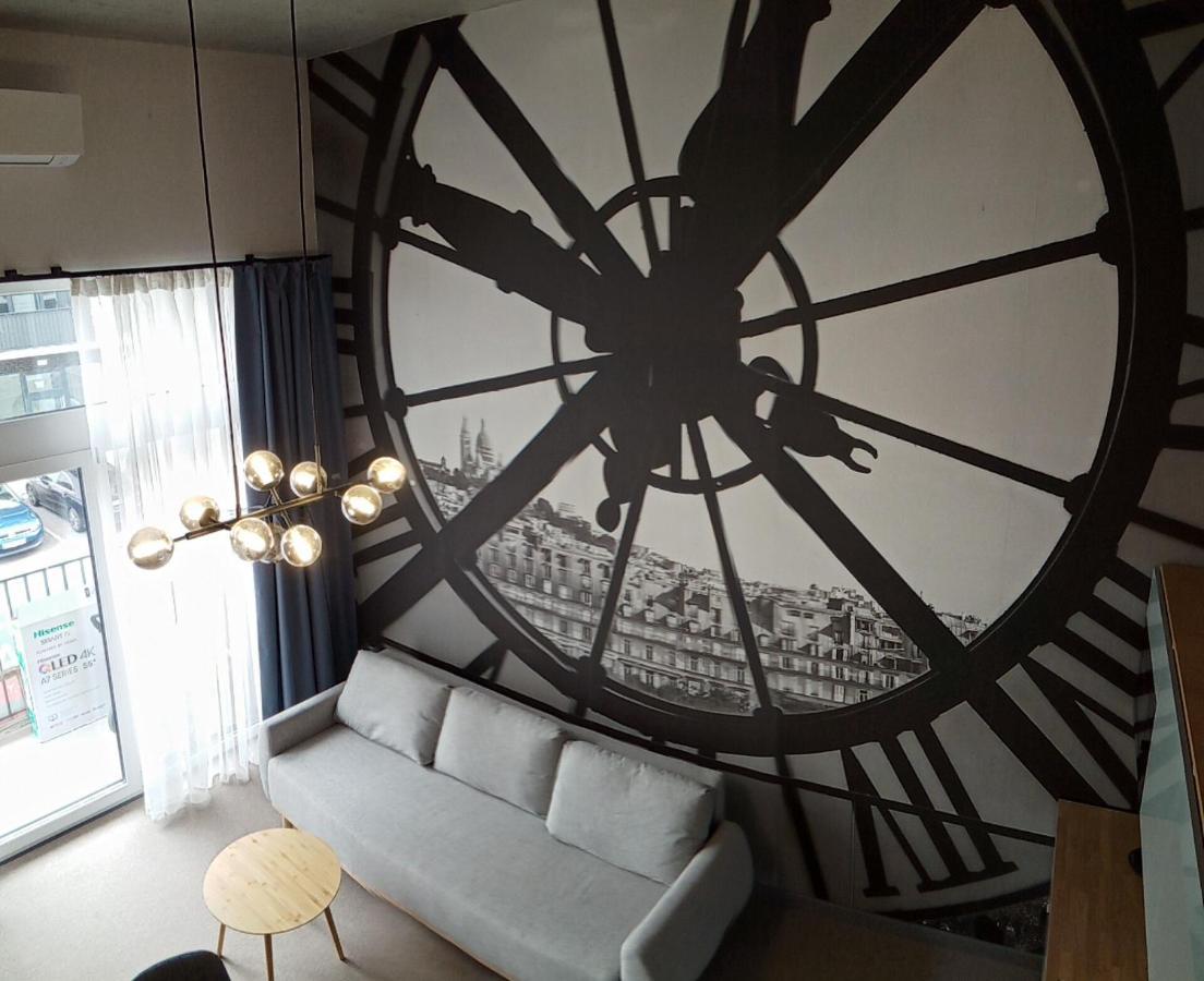 Wroclove Airport Loft Apartment *